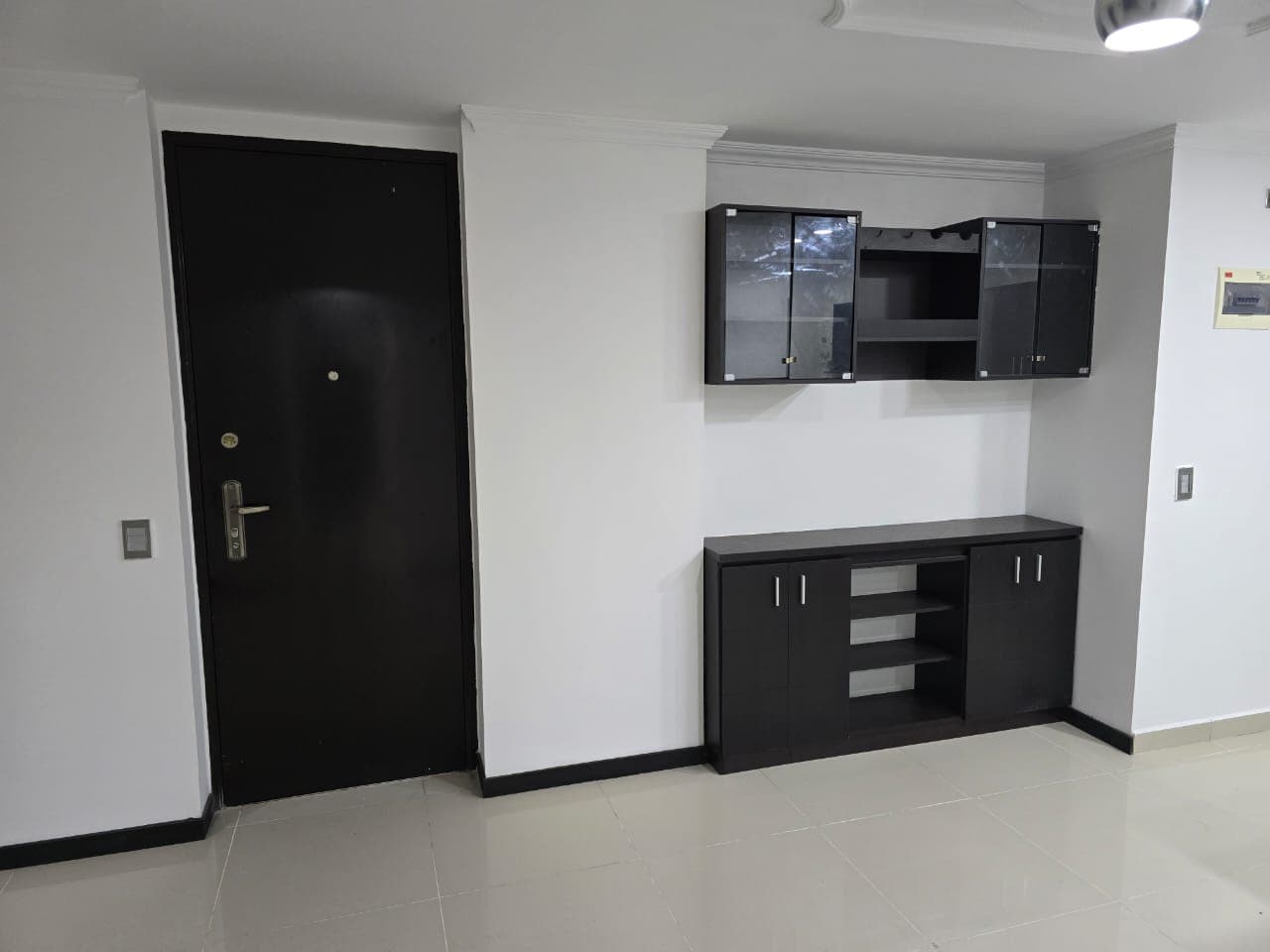 Apartamento en arriendo en Ciudad Del Rio, El Poblado, Medellín — foto 5 de 17