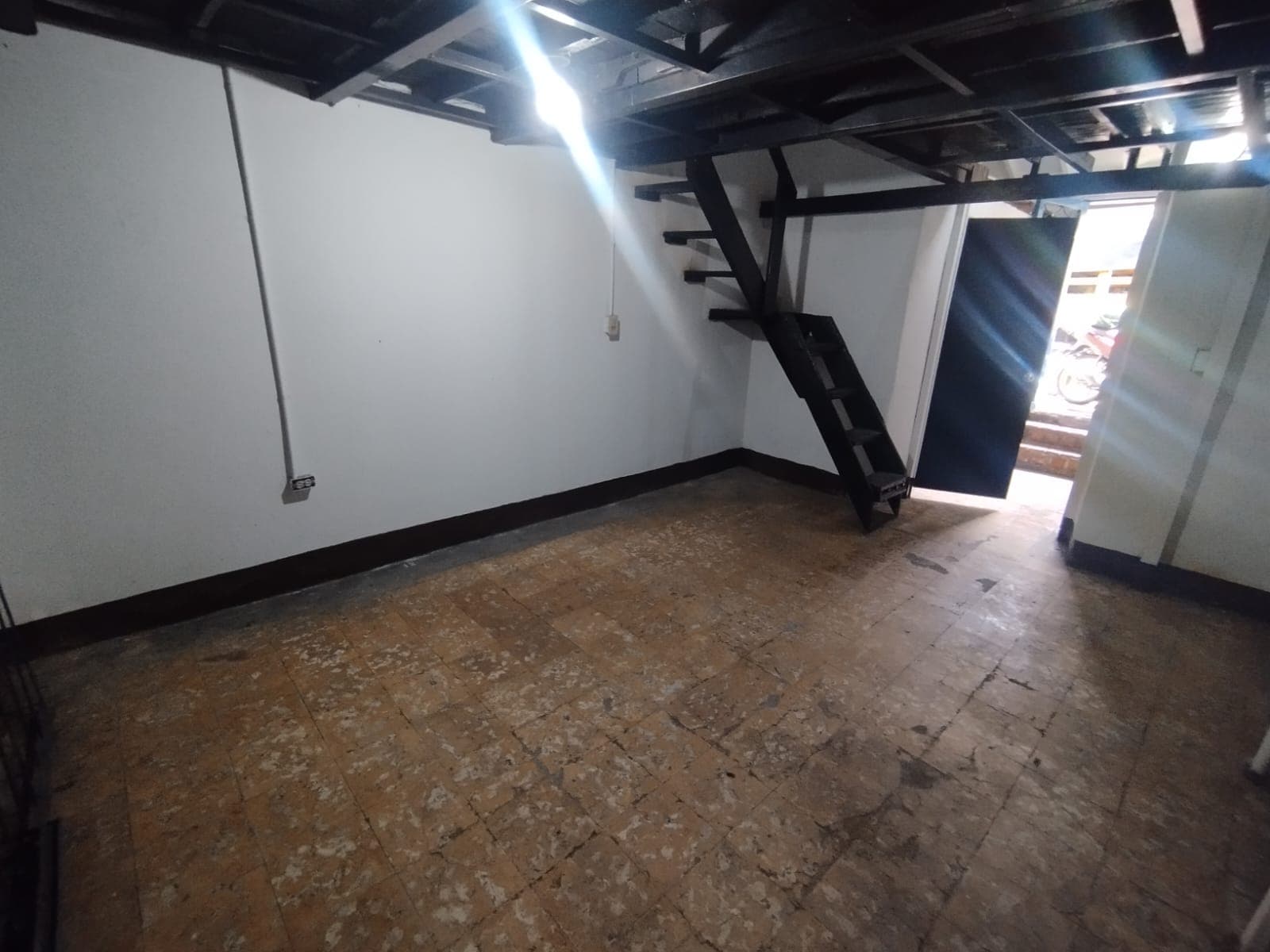 Local en arriendo en Buenos Aires, Centro, Medellín — foto 2 de 11