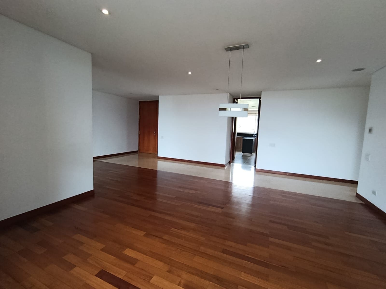 Apartamento en arriendo en El Tesoro, El Poblado, Medellín — foto 4 de 20