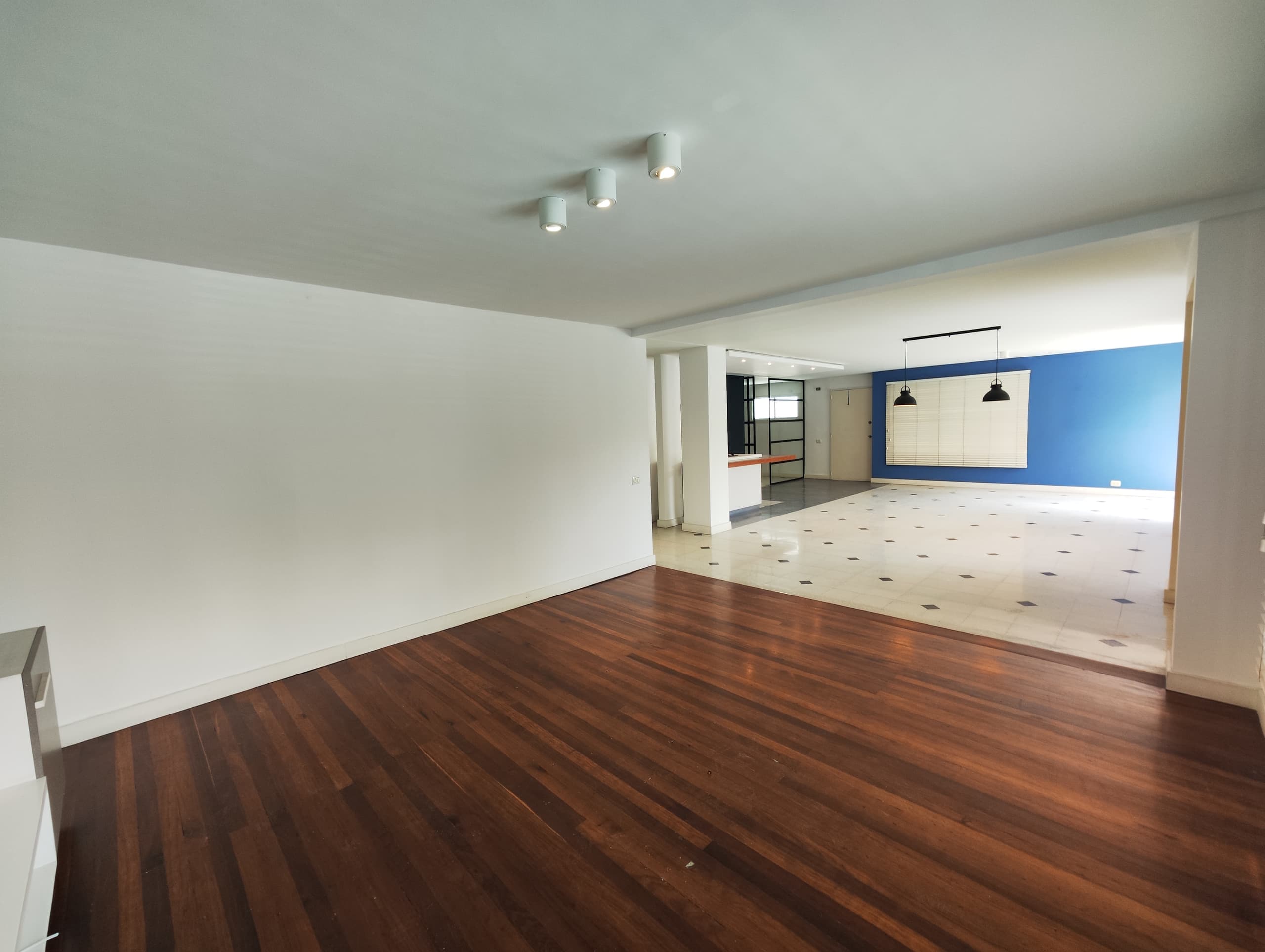 Apartamento en arriendo en Laureles, Medellín — foto 2 de 20
