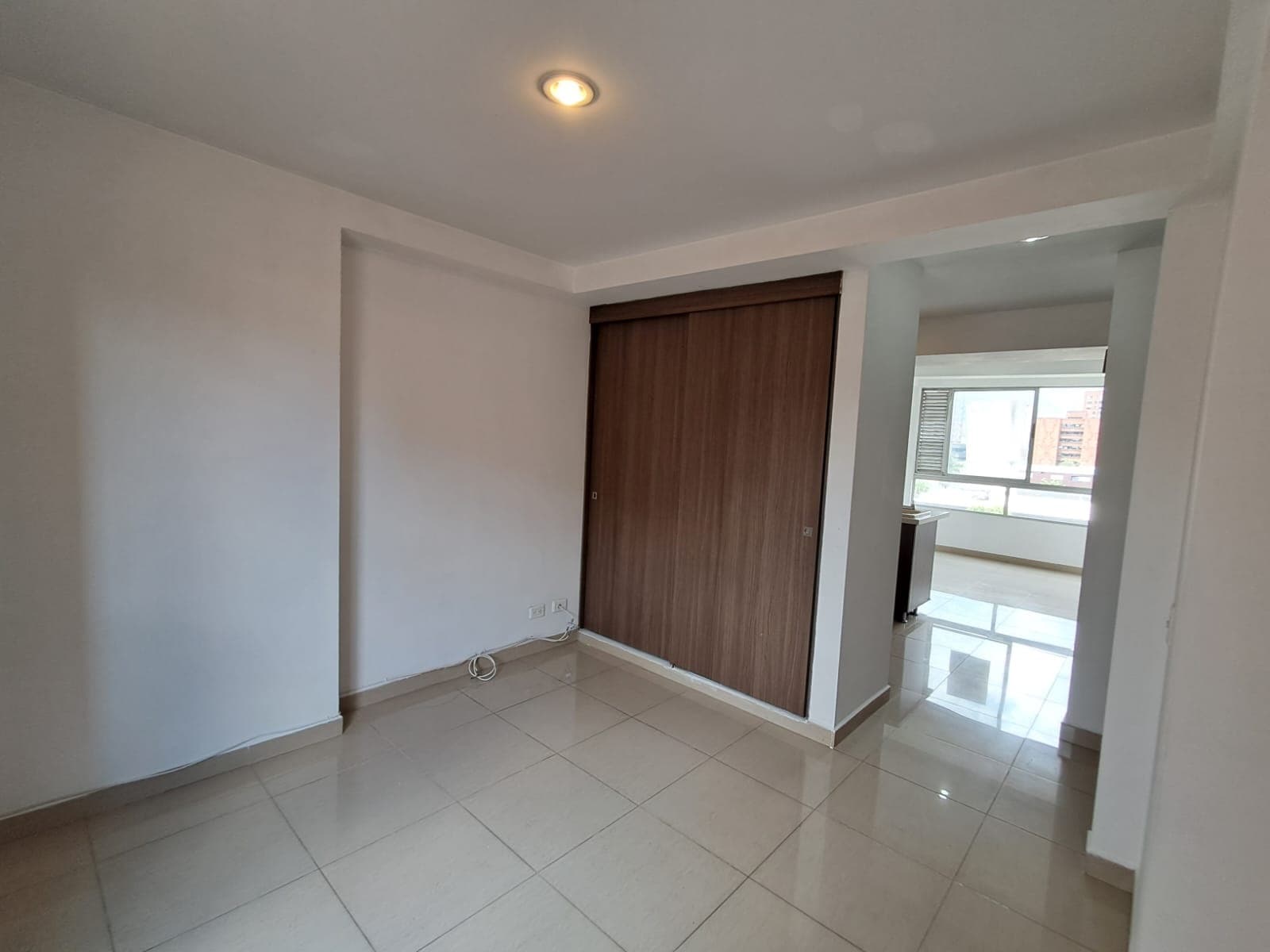 Apartaestudio en arriendo en Suramericana, Laureles, Medellín — foto 1 de 20