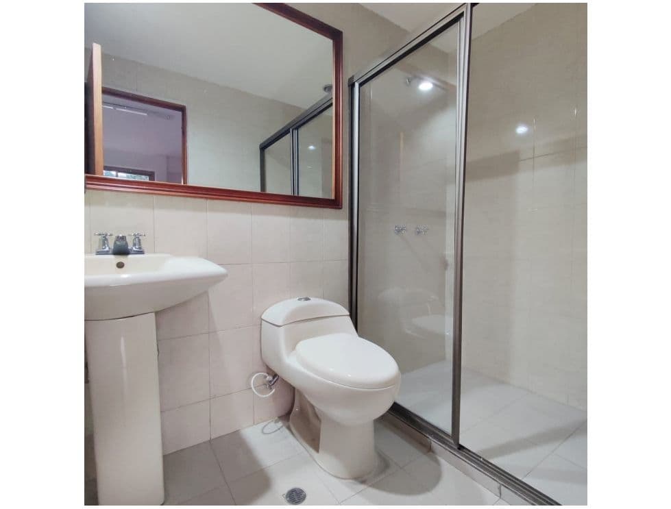 Local en arriendo en Santa María De Los Ángeles, El Poblado, Medellín — foto 2 de 11