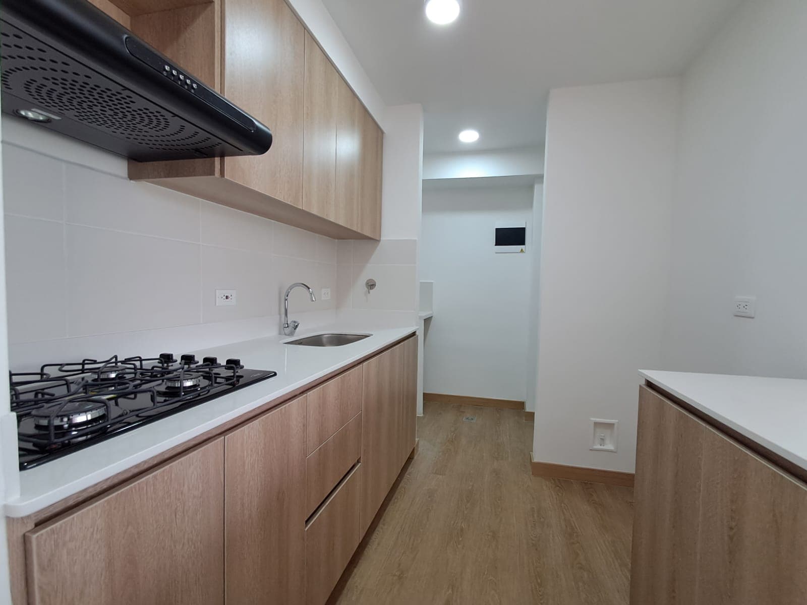 Apartamento en arriendo en El Carmen de Viboral — foto 1 de 12