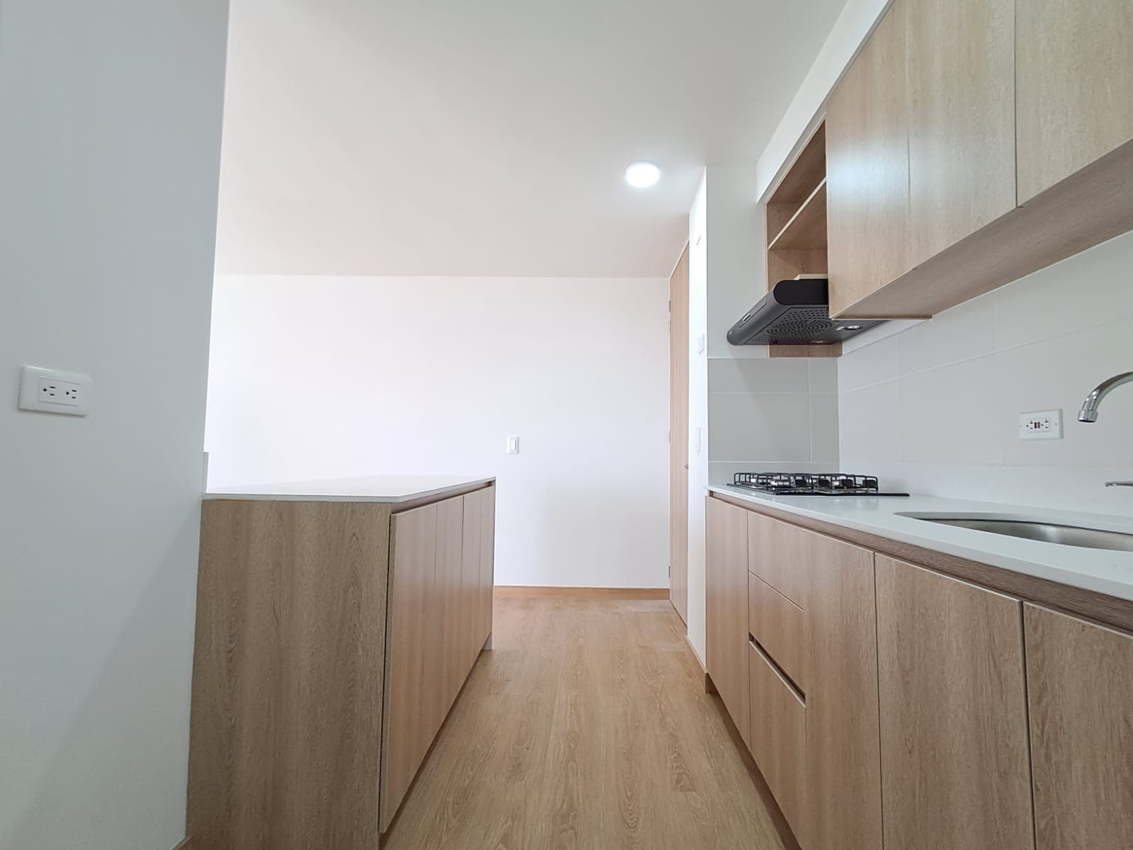 Apartamento en arriendo en El Carmen de Viboral — foto 5 de 12