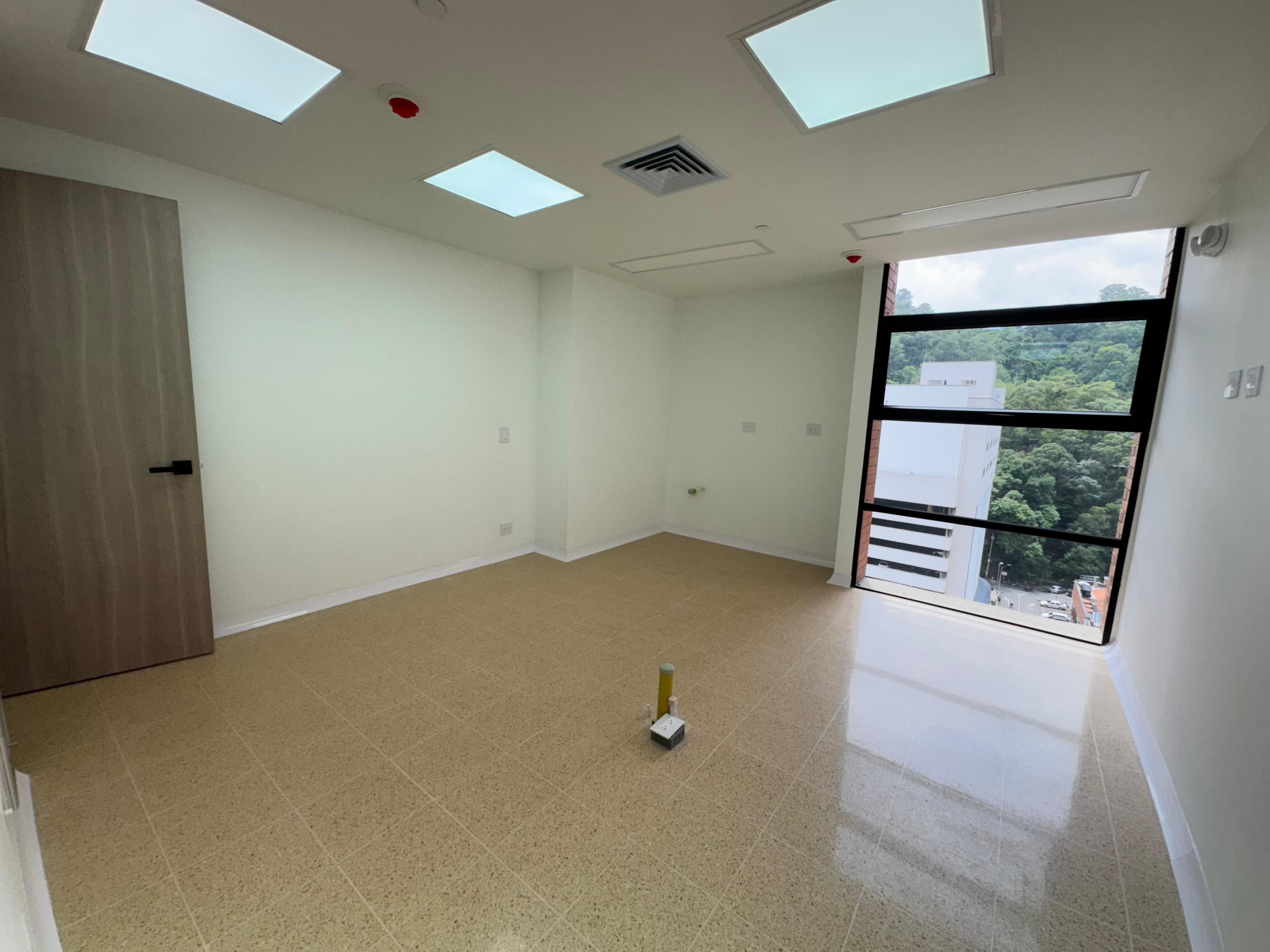 Consultorio en arriendo en San Diego, El Poblado, Medellín — foto 5 de 8