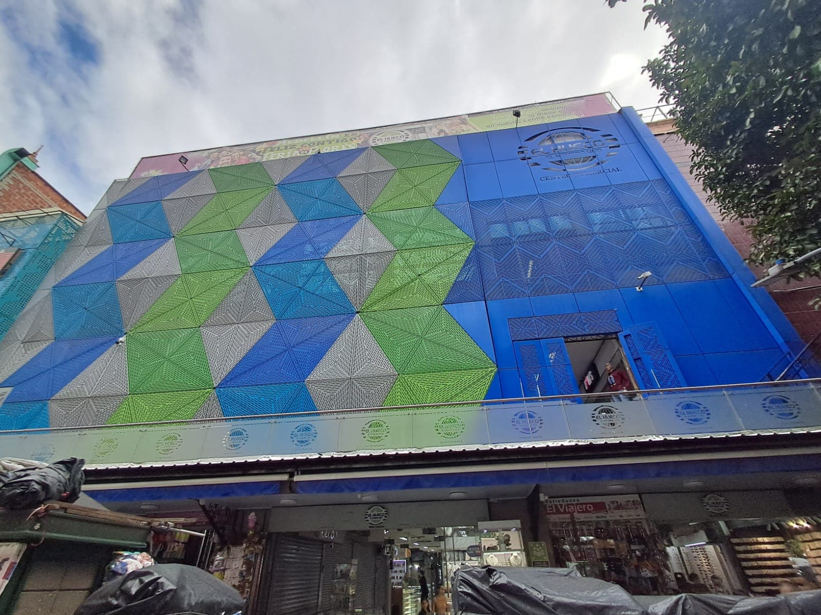 Local en arriendo en La Candelaria, Centro, Medellín — foto 1 de 20