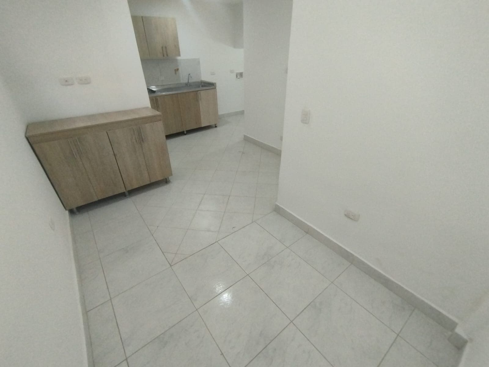 Local en arriendo en Bombona, Centro, Medellín — foto 3 de 13