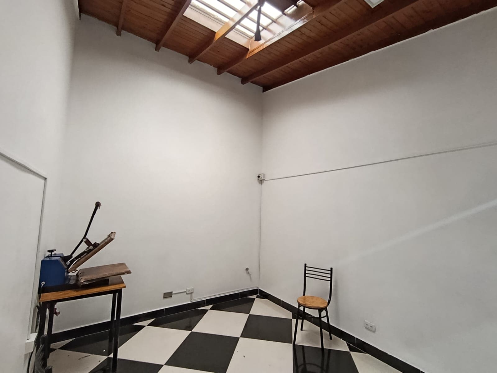Local en arriendo en La Candelaria, Centro, Medellín — foto 5 de 11