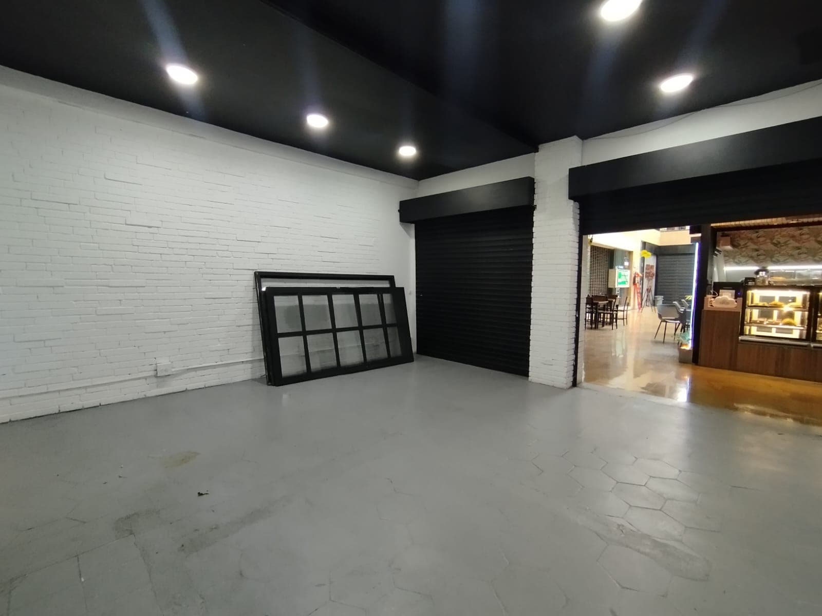 Local en arriendo en Milla De Oro, El Poblado, Medellín — foto 2 de 9