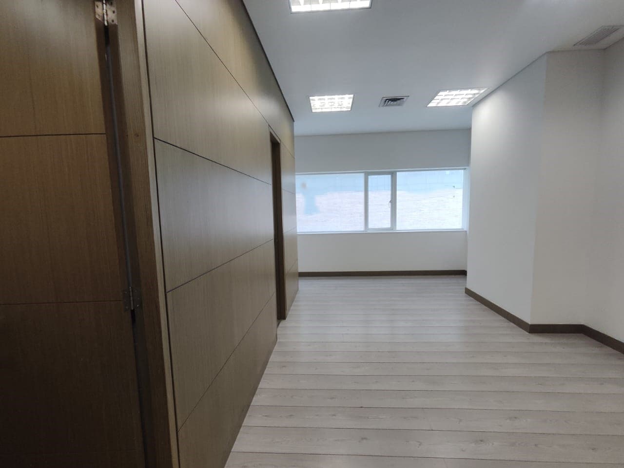 Oficina en arriendo en Ciudad Del Rio, El Poblado, Medellín — foto 4 de 7