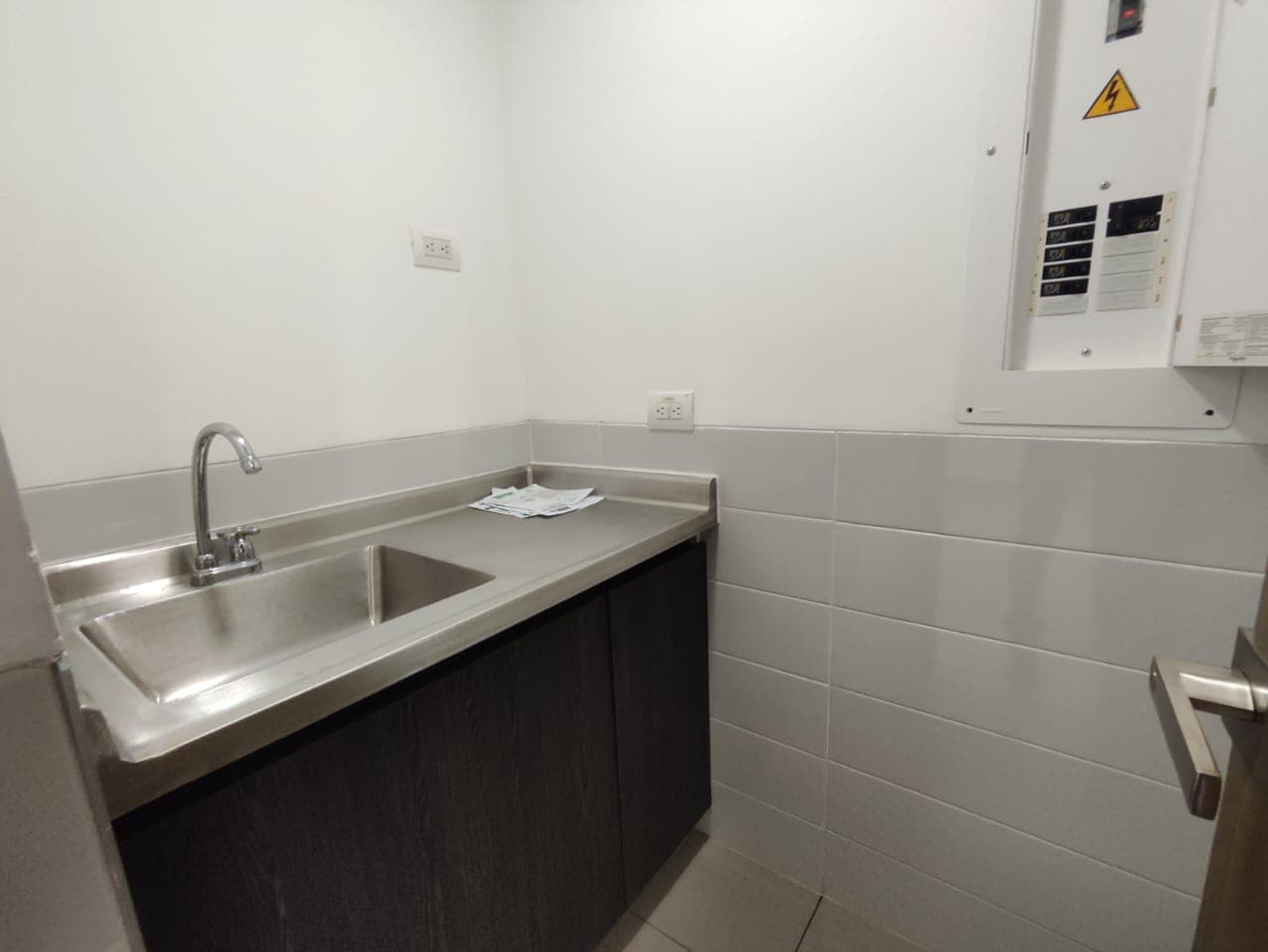 Oficina en arriendo en Ciudad Del Rio, El Poblado, Medellín — foto 5 de 7