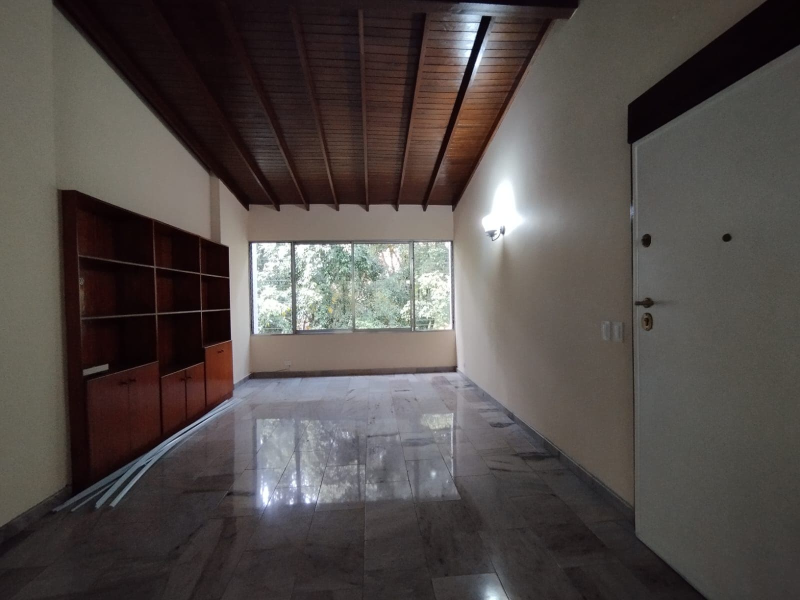 Apartamento en arriendo en Patio Bonito, El Poblado, Medellín — foto 2 de 18