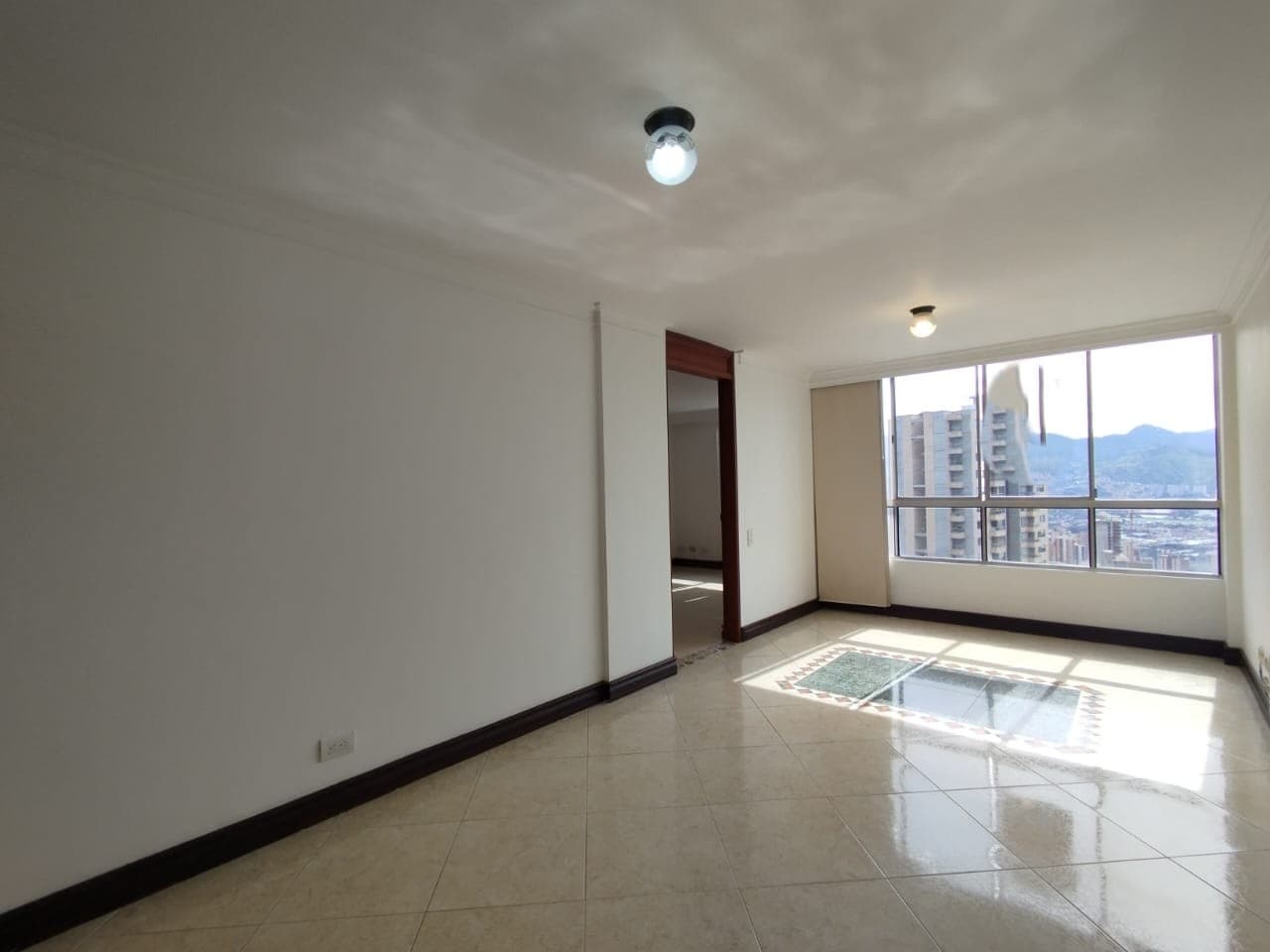 Apartaestudio en arriendo en Medellín — foto 4 de 12