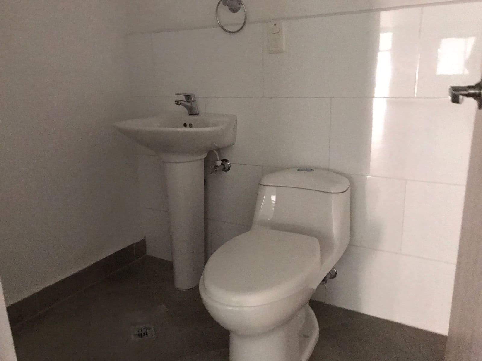 Local en arriendo en Parque De, Envigado — foto 2 de 10