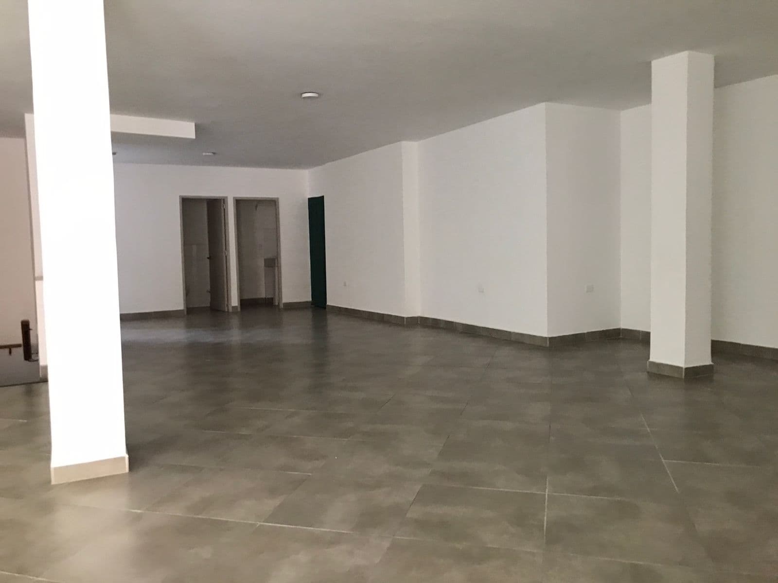 Local en arriendo en Parque De, Envigado — foto 4 de 10
