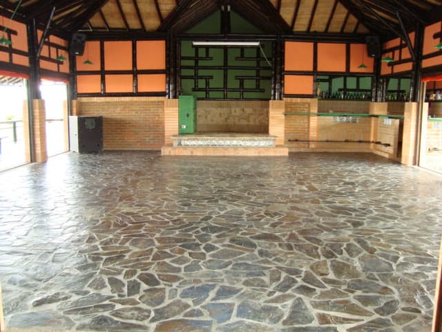 Local en arriendo en Vereda Tribunas, Vía Armenia, Pereira — foto 2 de 14
