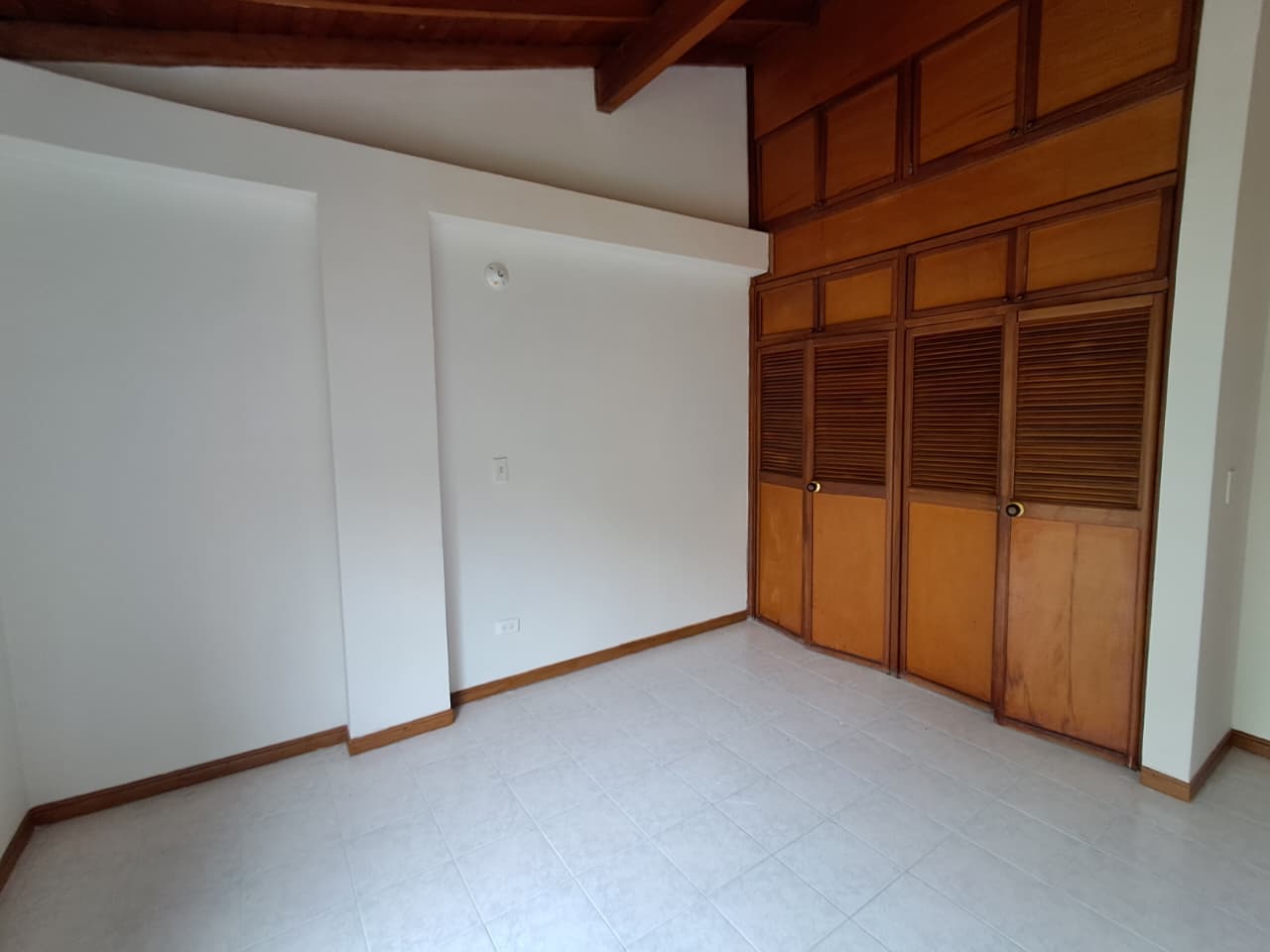 Apartamento en arriendo en La Nubia, Belen, Medellín — foto 2 de 20