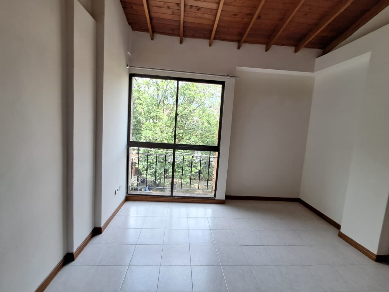 Apartamento en arriendo en La Nubia, Belen, Medellín — foto 3 de 20