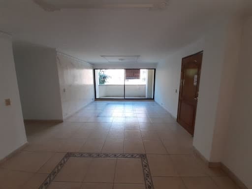 Apartamento en arriendo en Laureles, Medellín — foto 1 de 20