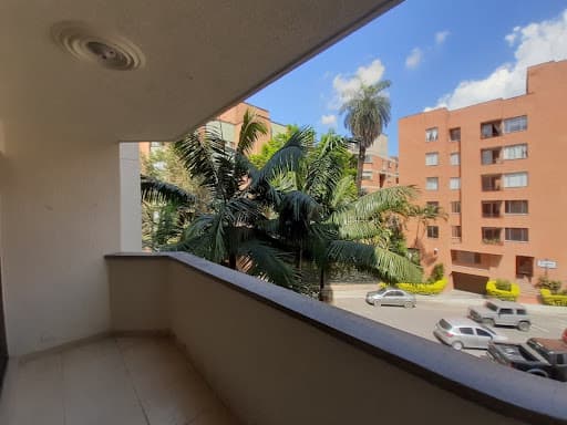 Apartamento en arriendo en Laureles, Medellín — foto 2 de 20