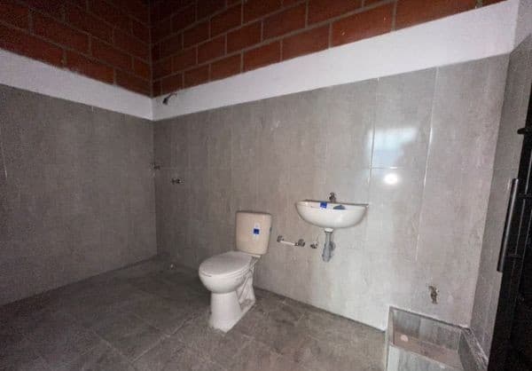 Bodega en arriendo en Guayabal, Medellín — foto 2 de 8