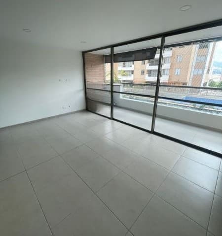 Apartamento en arriendo en Vegas de San Jose, Sabaneta — foto 3 de 14