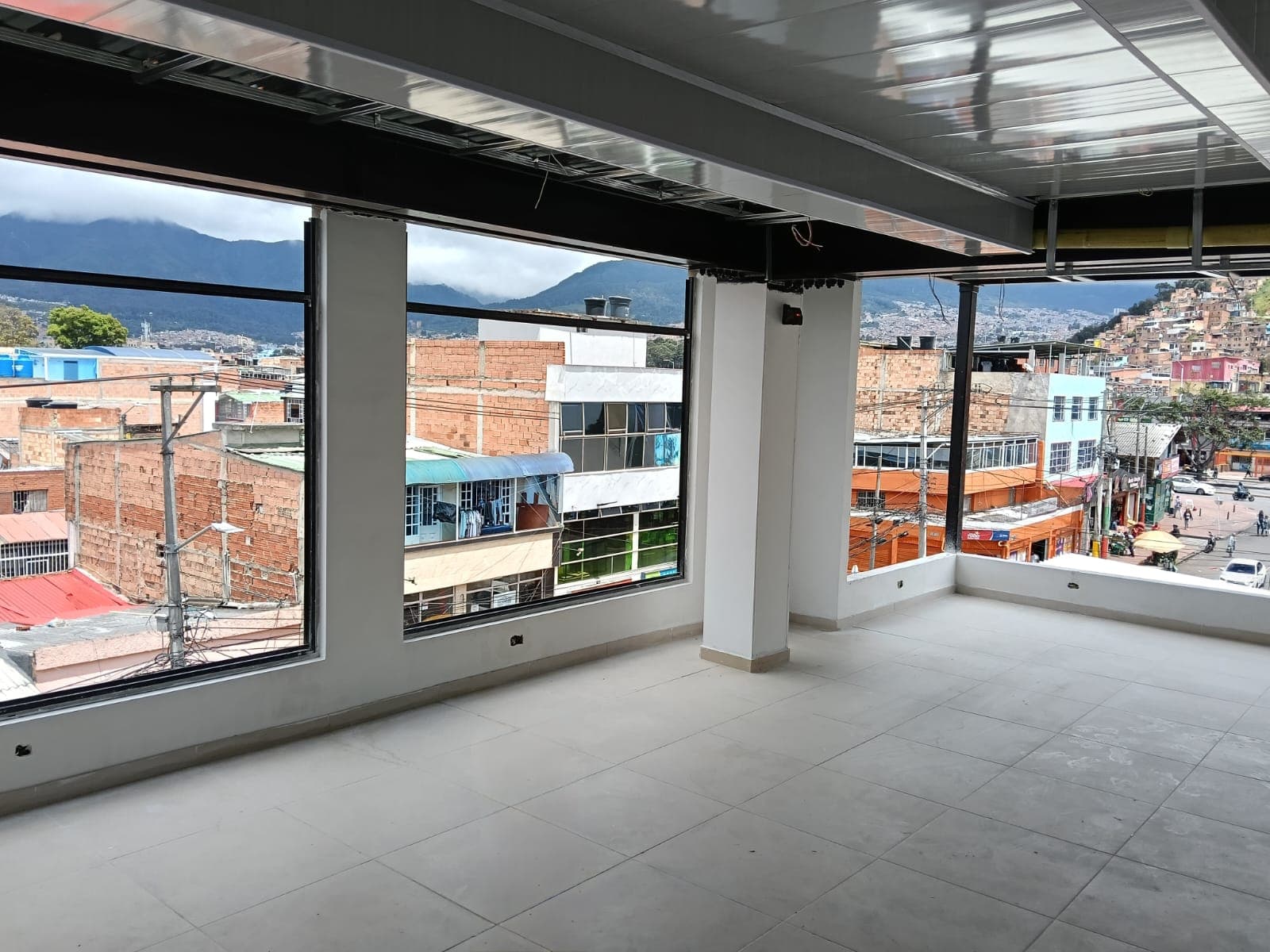 Local en arriendo en Quiroga, Rafael Uribe Uribe, Bogotá, D.c. — foto 1 de 12
