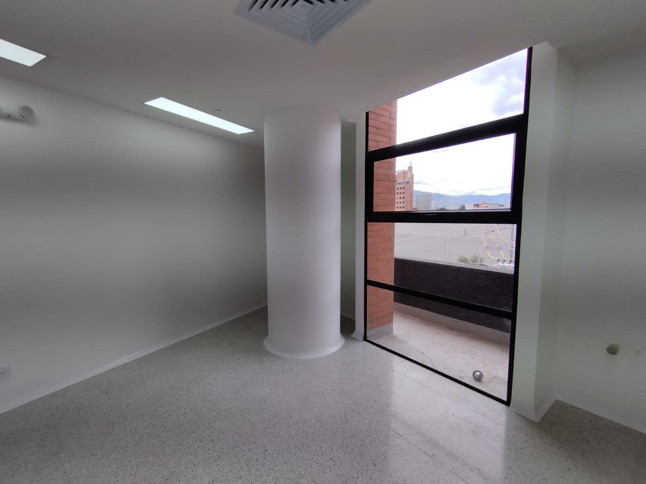 Consultorio en arriendo en San Diego, El Poblado, Medellín — foto 3 de 10