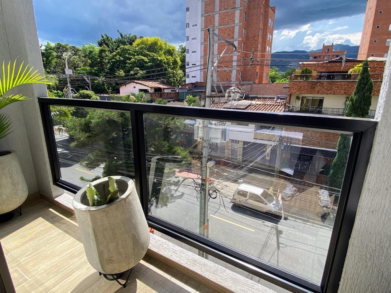 Apartaestudio en arriendo en La Floresta, La America, Medellín — foto 1 de 11