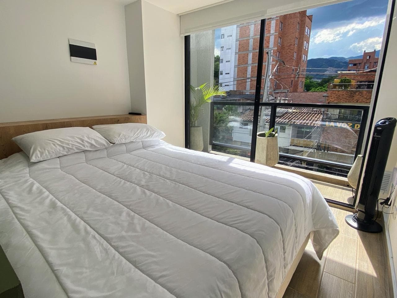 Apartaestudio en arriendo en La Floresta, La America, Medellín — foto 5 de 11