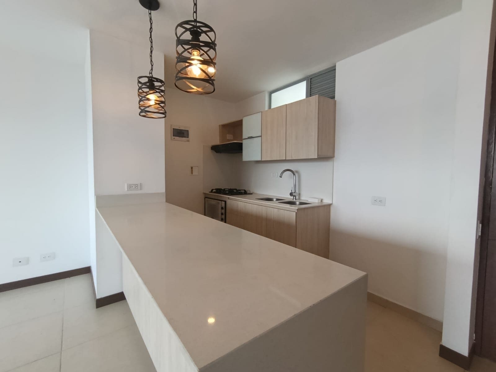 Apartamento en arriendo en La Visitacion Los Gonzalez, El Poblado, Medellín — foto 3 de 13