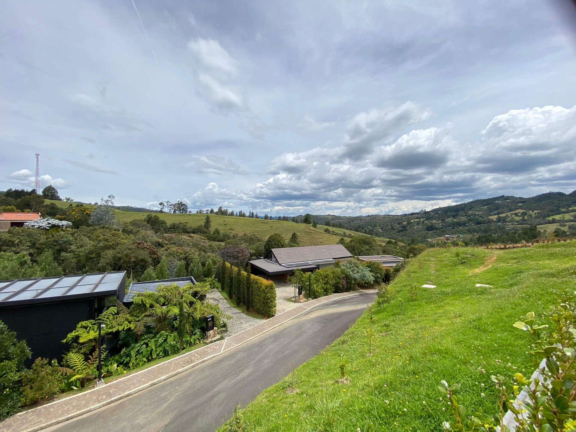 Casa Campestre en arriendo en Vereda Pantanillo, Envigado — foto 1 de 20