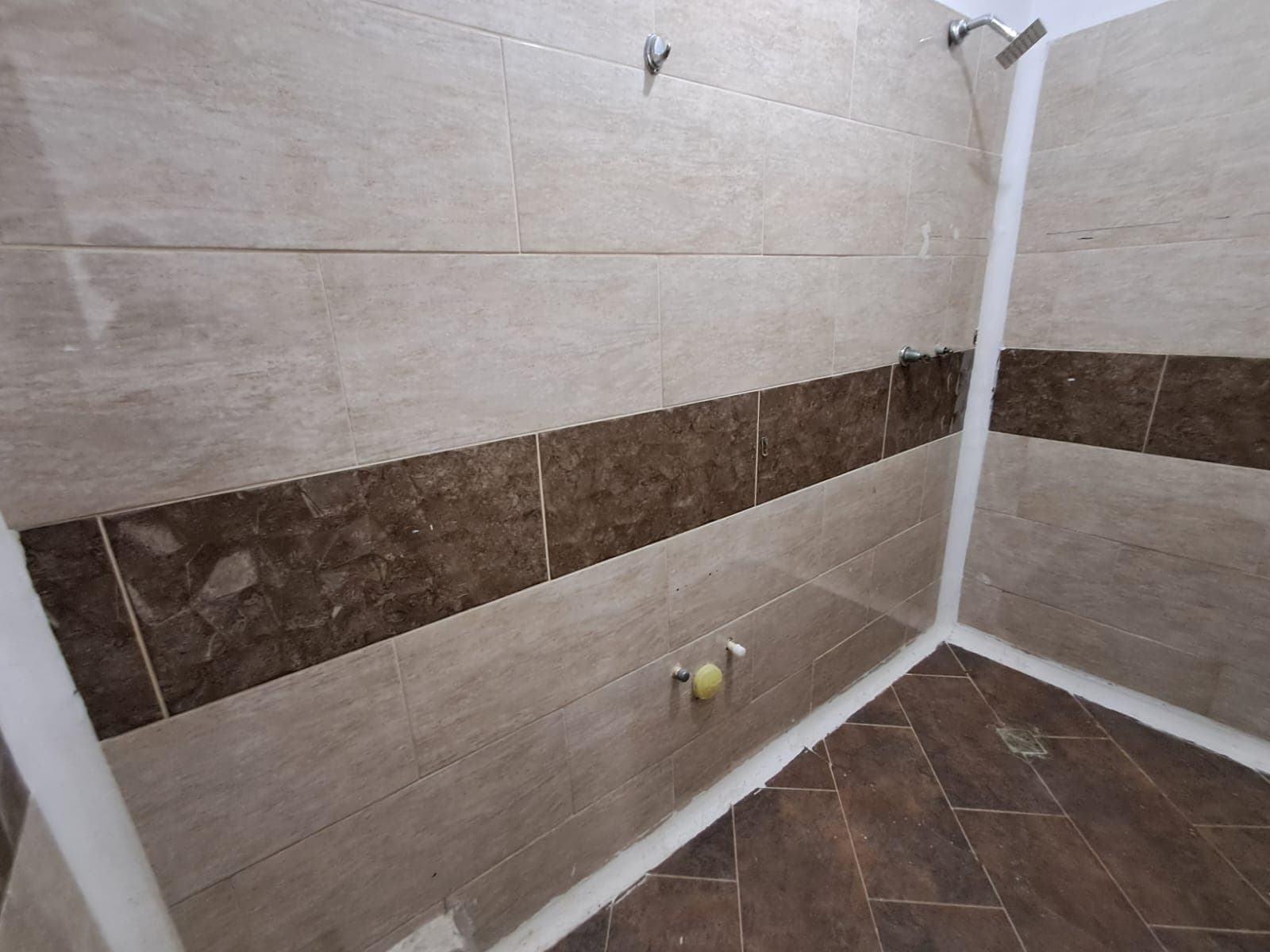 Casa Comercial en arriendo en Calasanz, La America, Medellín — foto 2 de 20