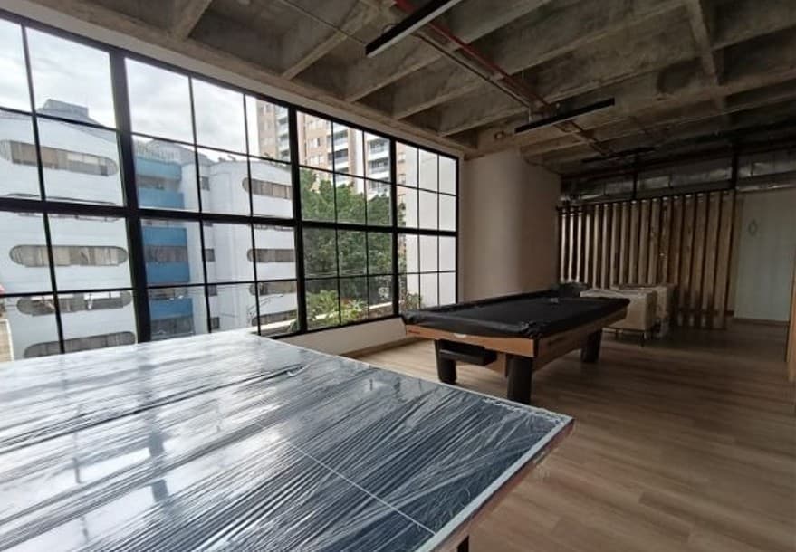 Oficina en arriendo en Los Colores, Laureles, Medellín — foto 4 de 14