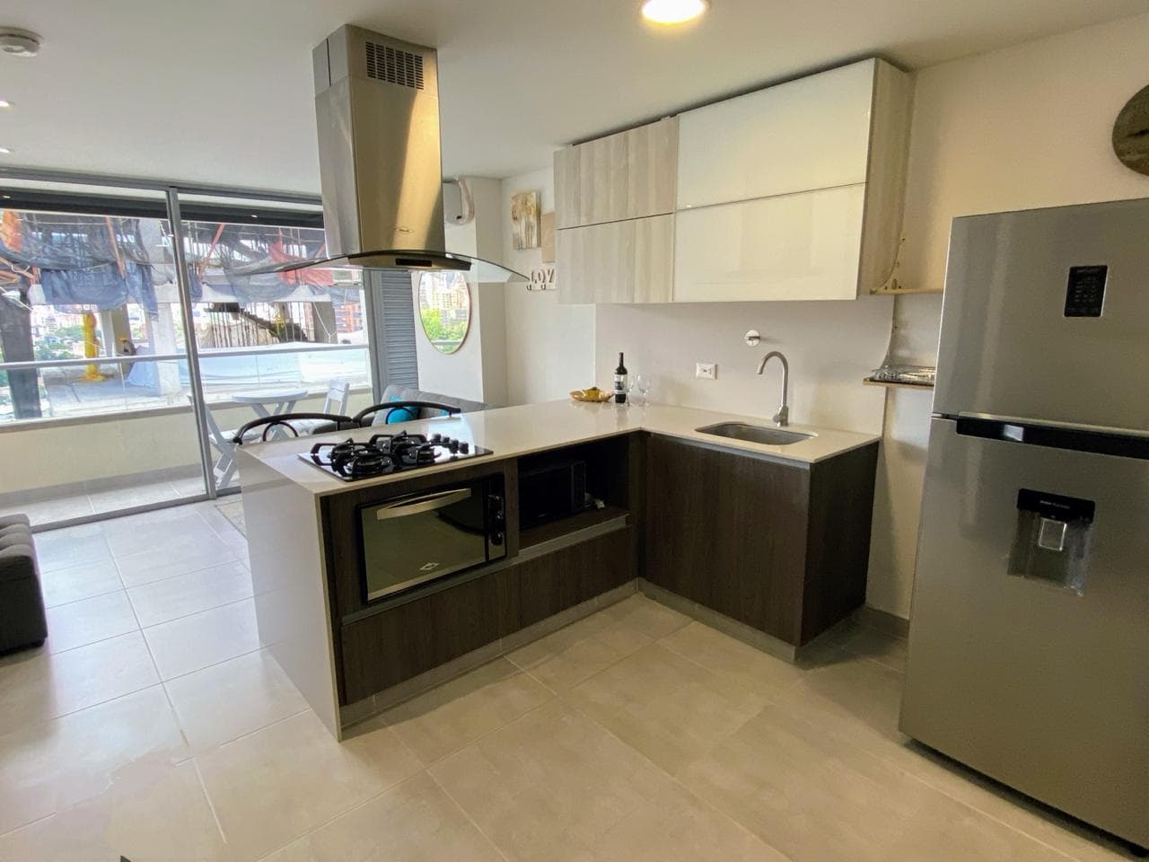 Apartaestudio en arriendo en Ciudad Del Rio, El Poblado, Medellín — foto 4 de 19