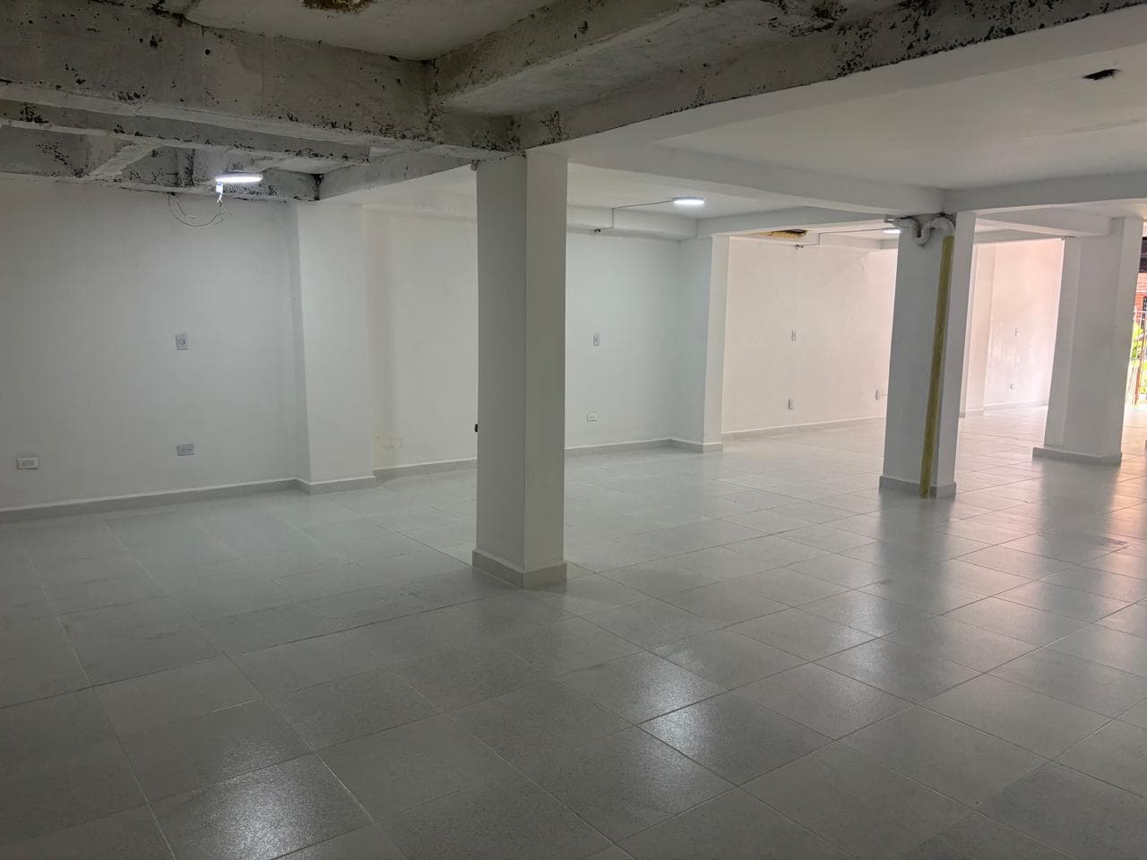 Local en arriendo en Buenos Aires, Centro, Medellín — foto 4 de 8
