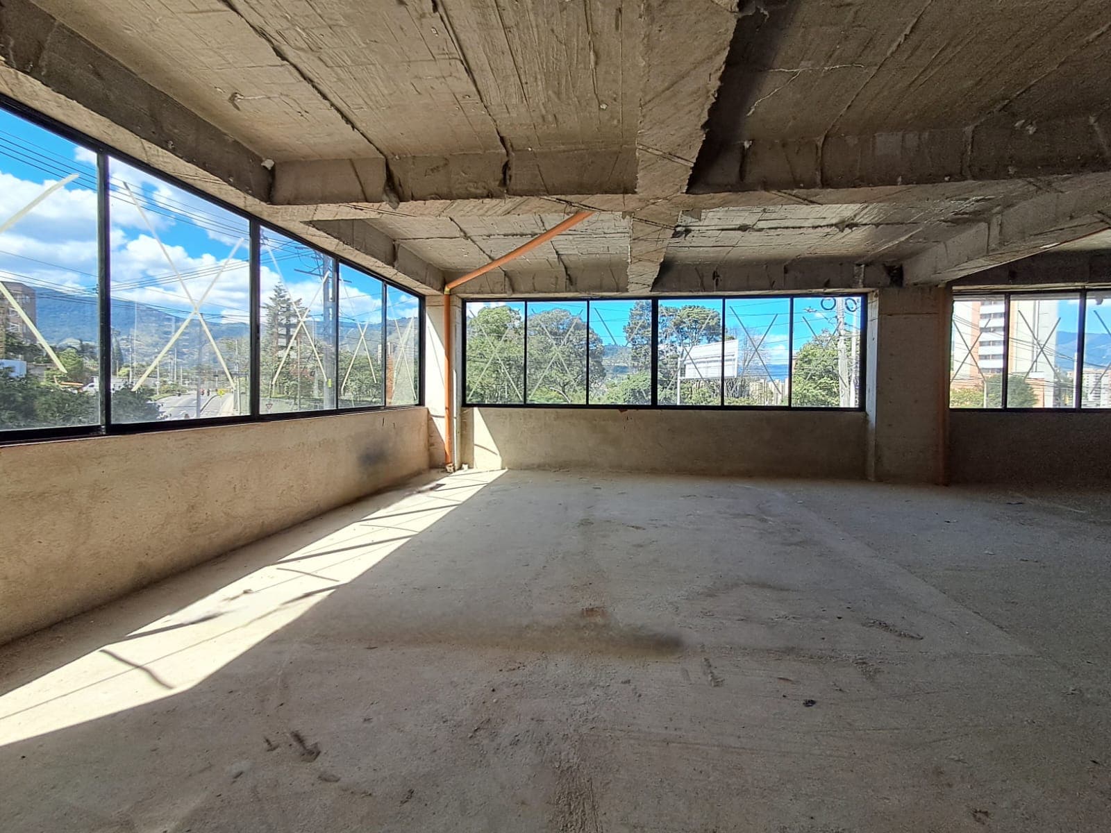 Local en arriendo en Suramérica, Itagui — foto 3 de 11