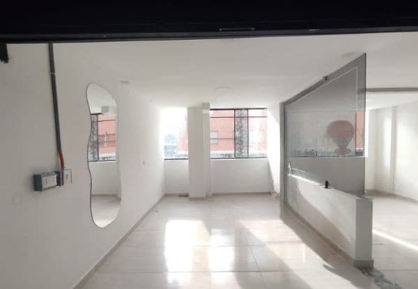 Local en arriendo en Centro De La Moda, Itagui — foto 2 de 8