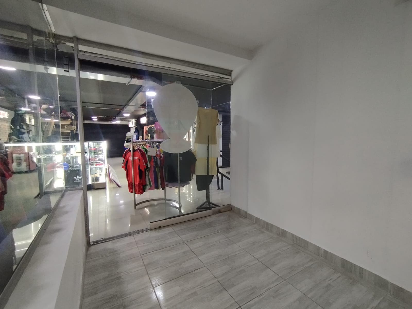 Local en arriendo en Centro De La Moda, Itagui — foto 5 de 8