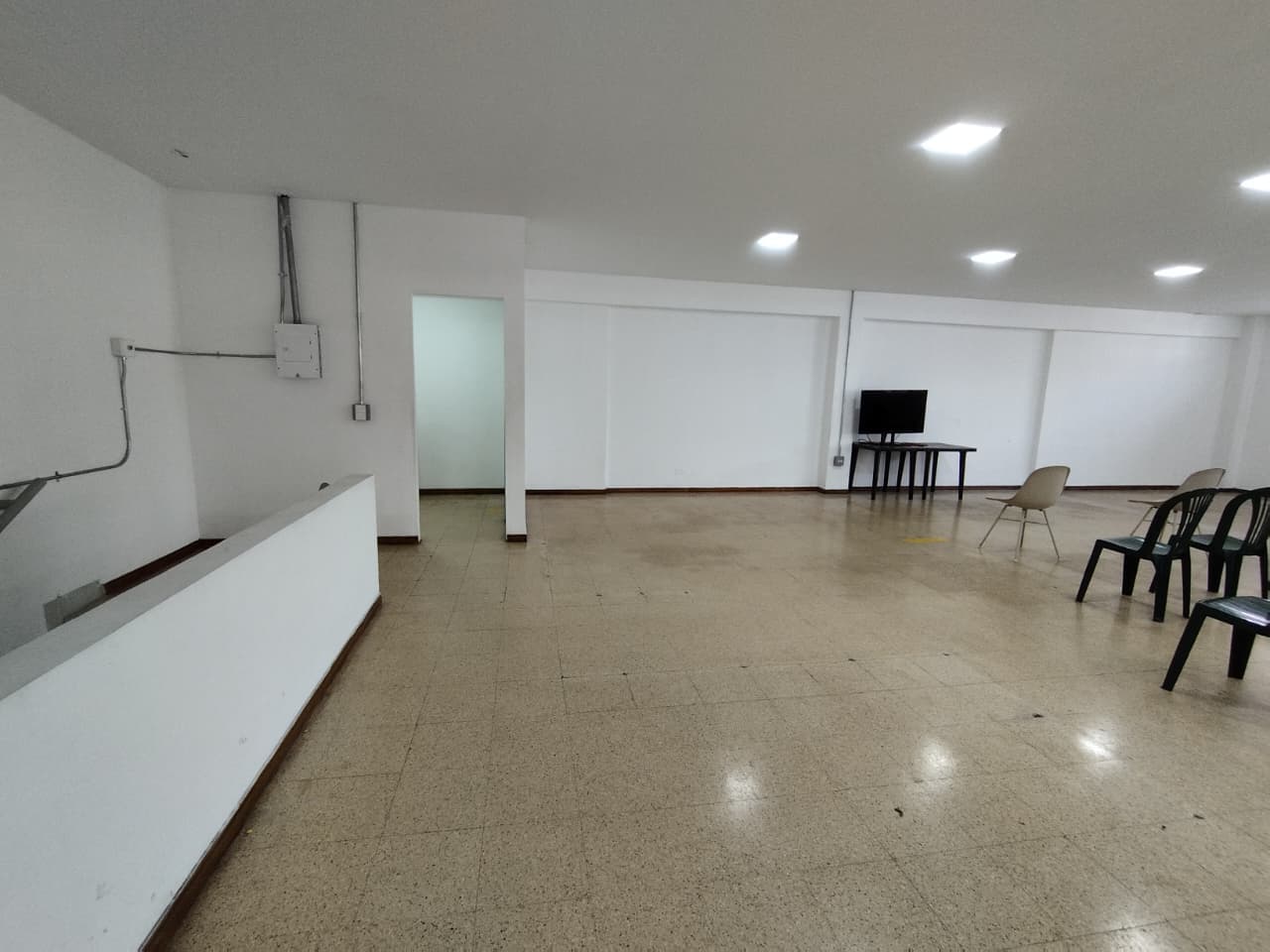 Local en arriendo en Barrio Colombia, El Poblado, Medellín — foto 3 de 12
