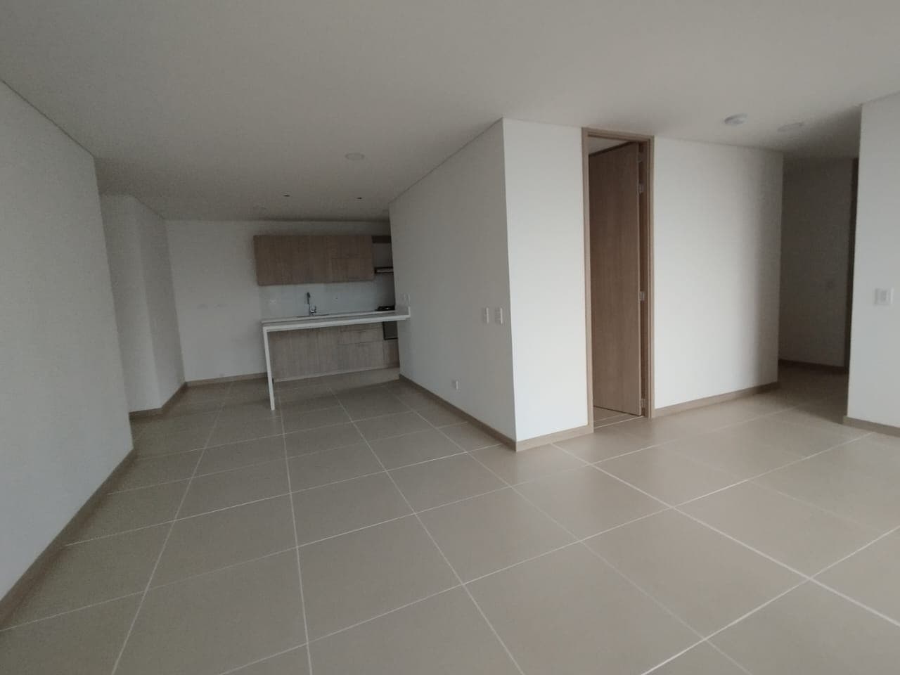 Apartamento en arriendo en El Salado, Envigado — foto 4 de 14