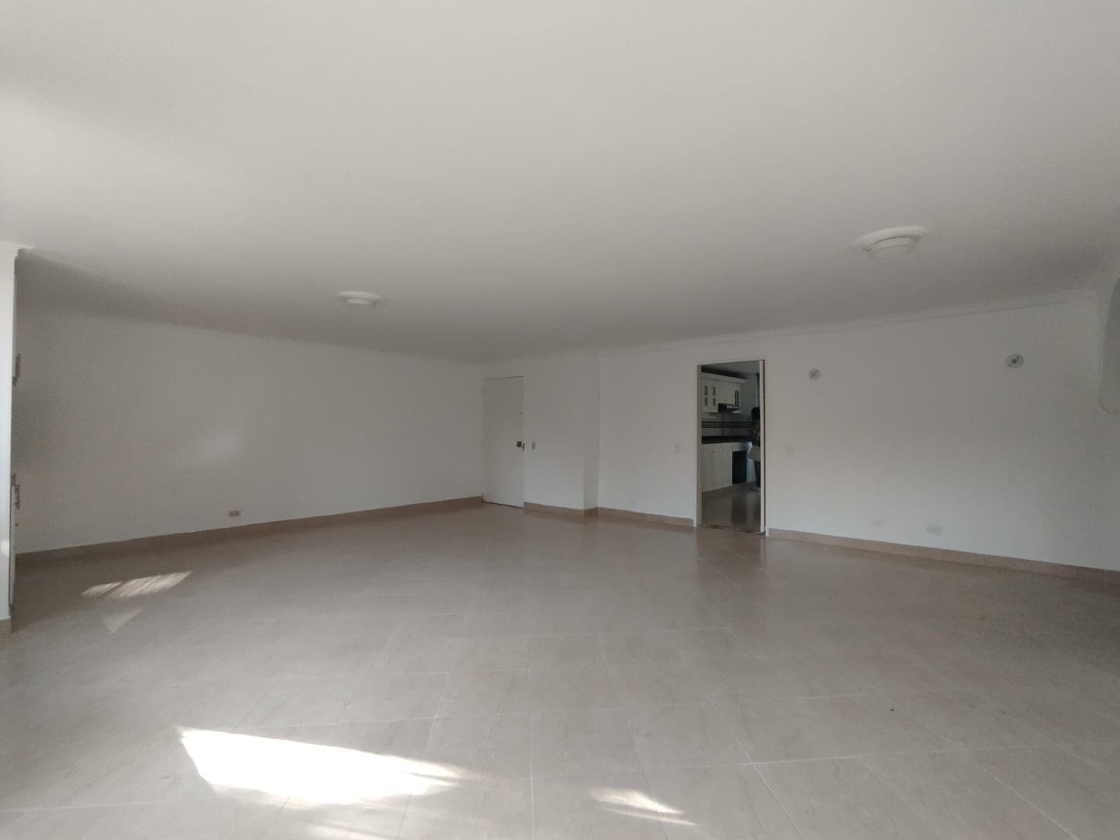 Apartamento en arriendo en Manila, El Poblado, Medellín — foto 4 de 16