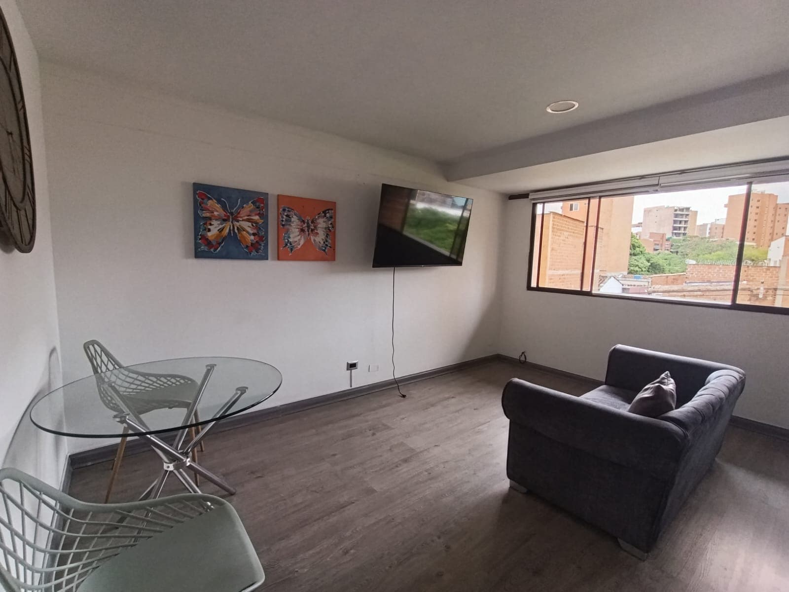 Apartaestudio en arriendo en Lorena, Laureles, Medellín — foto 2 de 14