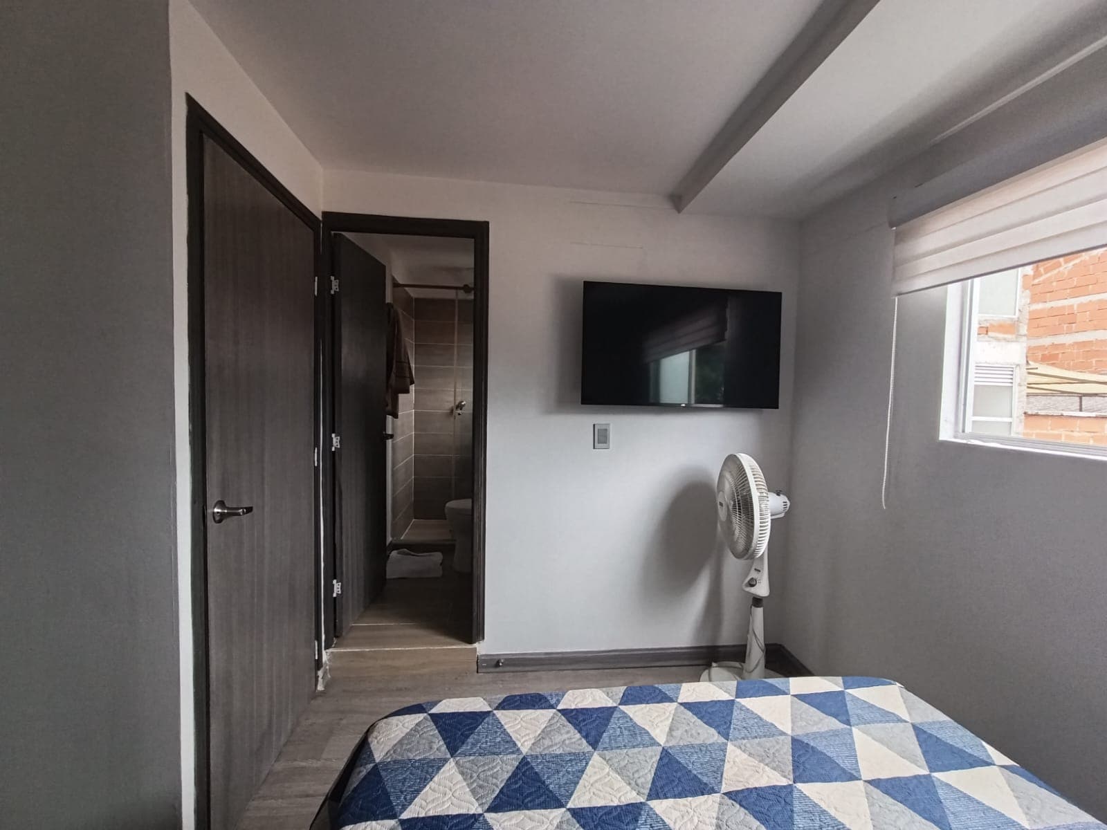 Apartaestudio en arriendo en Lorena, Laureles, Medellín — foto 4 de 14