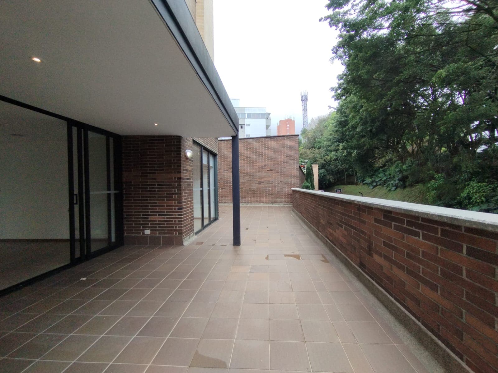 Apartamento en arriendo en San Lucas, El Poblado, Medellín — foto 1 de 20