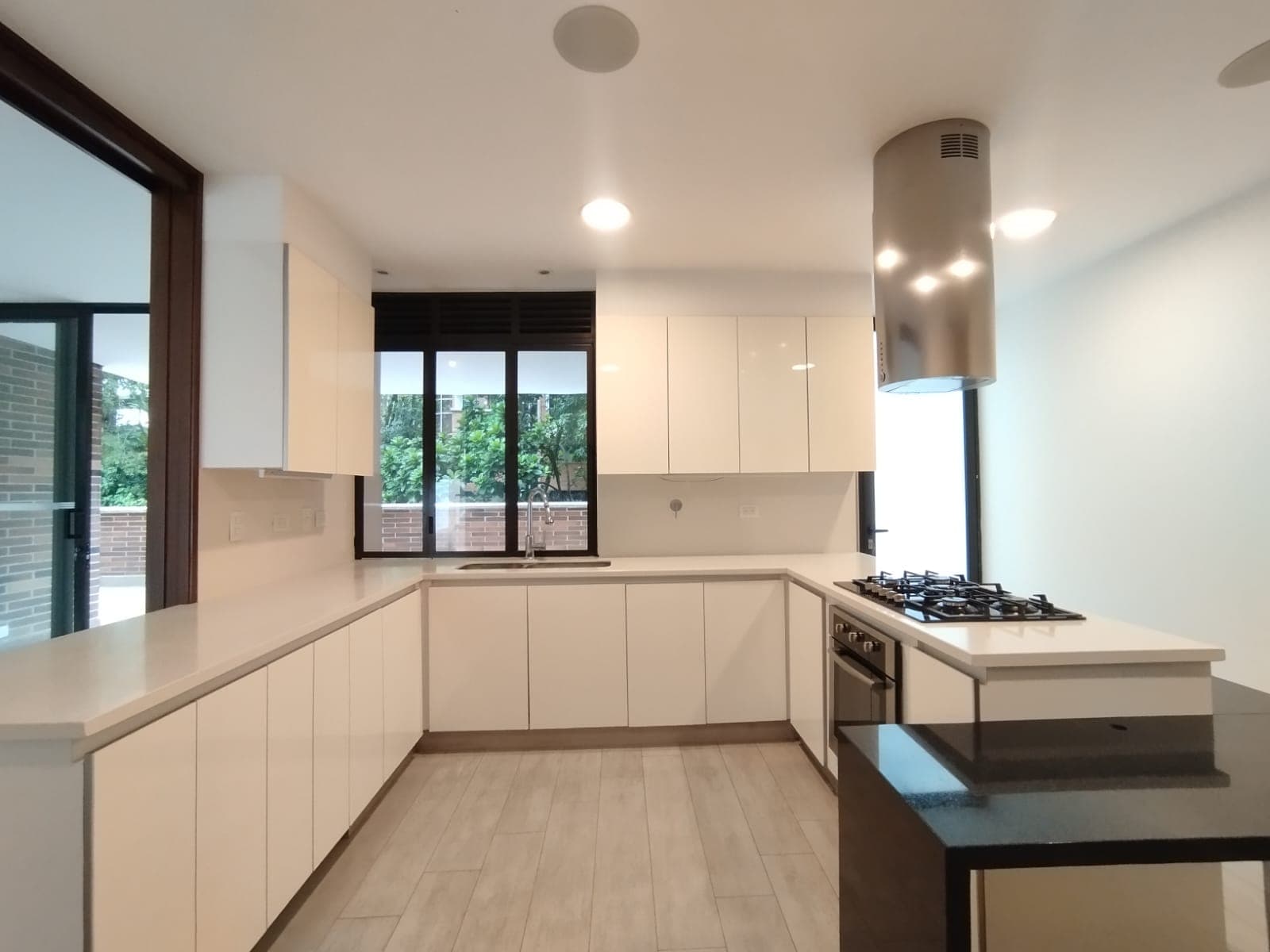 Apartamento en arriendo en San Lucas, El Poblado, Medellín — foto 4 de 20