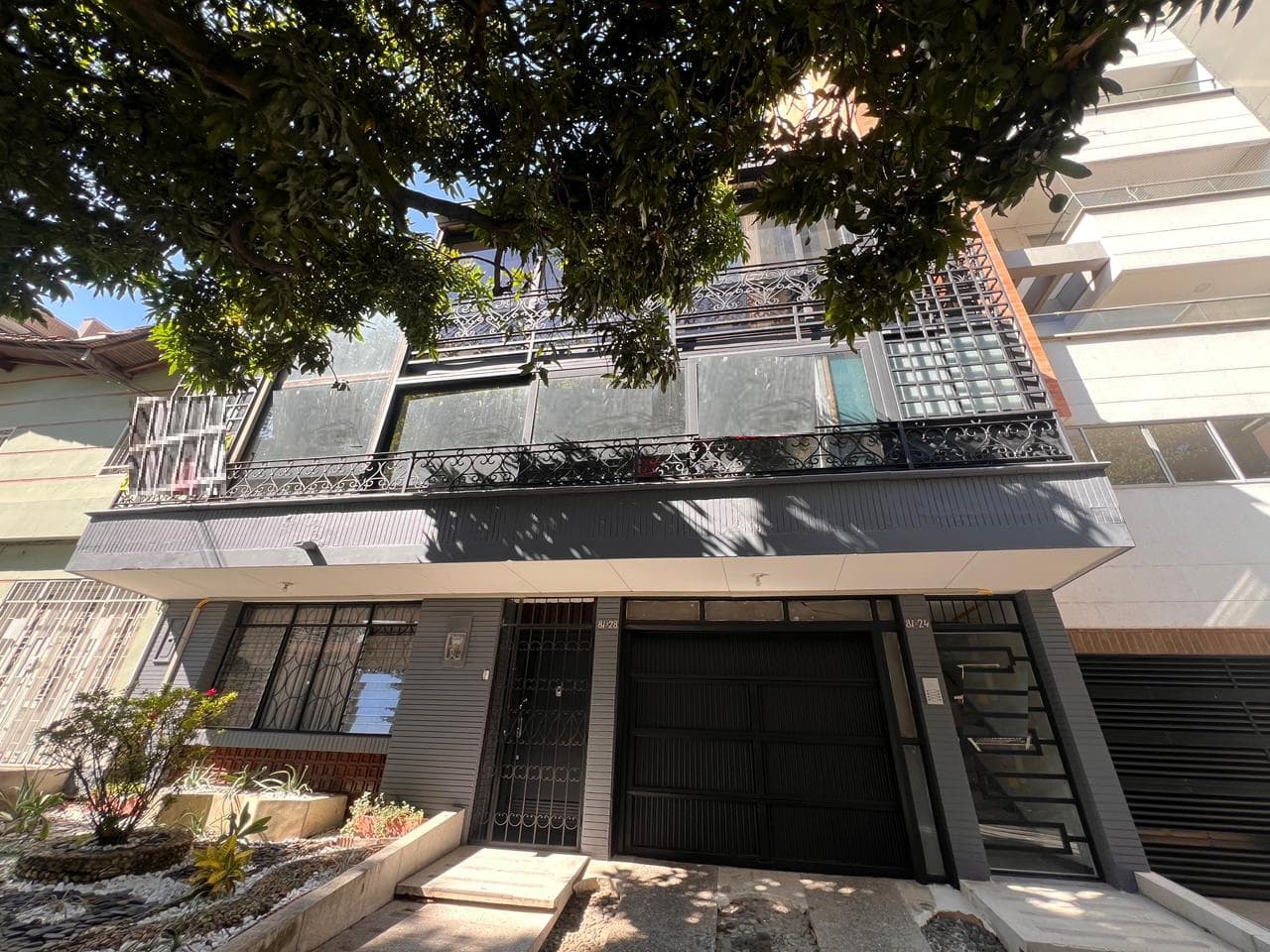 Apartaestudio en arriendo en Calasanz, La America, Medellín — foto 1 de 16