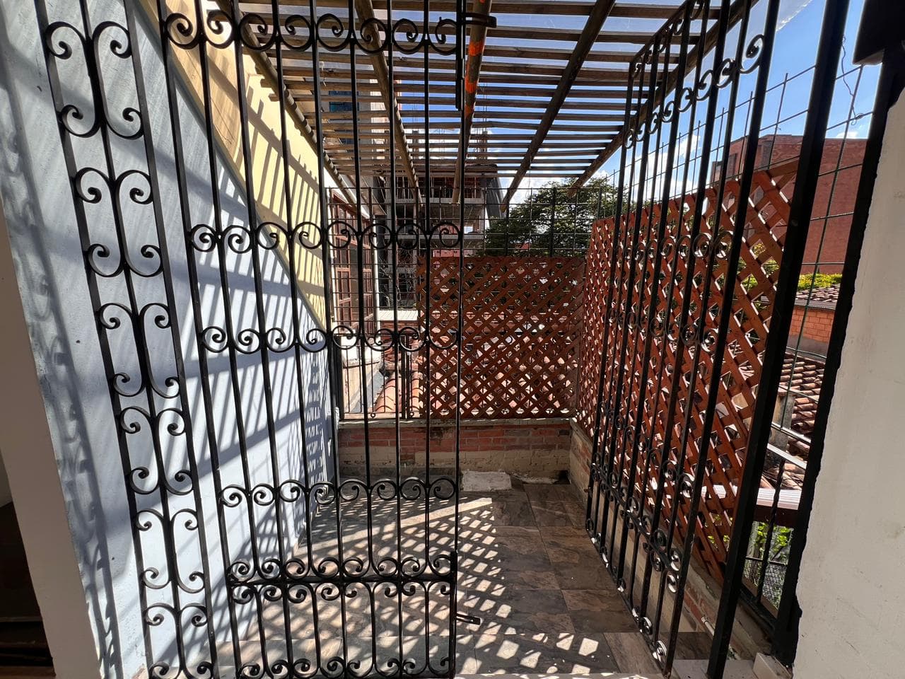 Apartaestudio en arriendo en Calasanz, La America, Medellín — foto 3 de 16