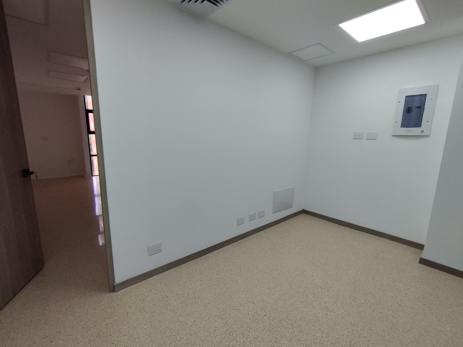 Consultorio en arriendo en San Diego, El Poblado, Medellín — foto 1 de 6