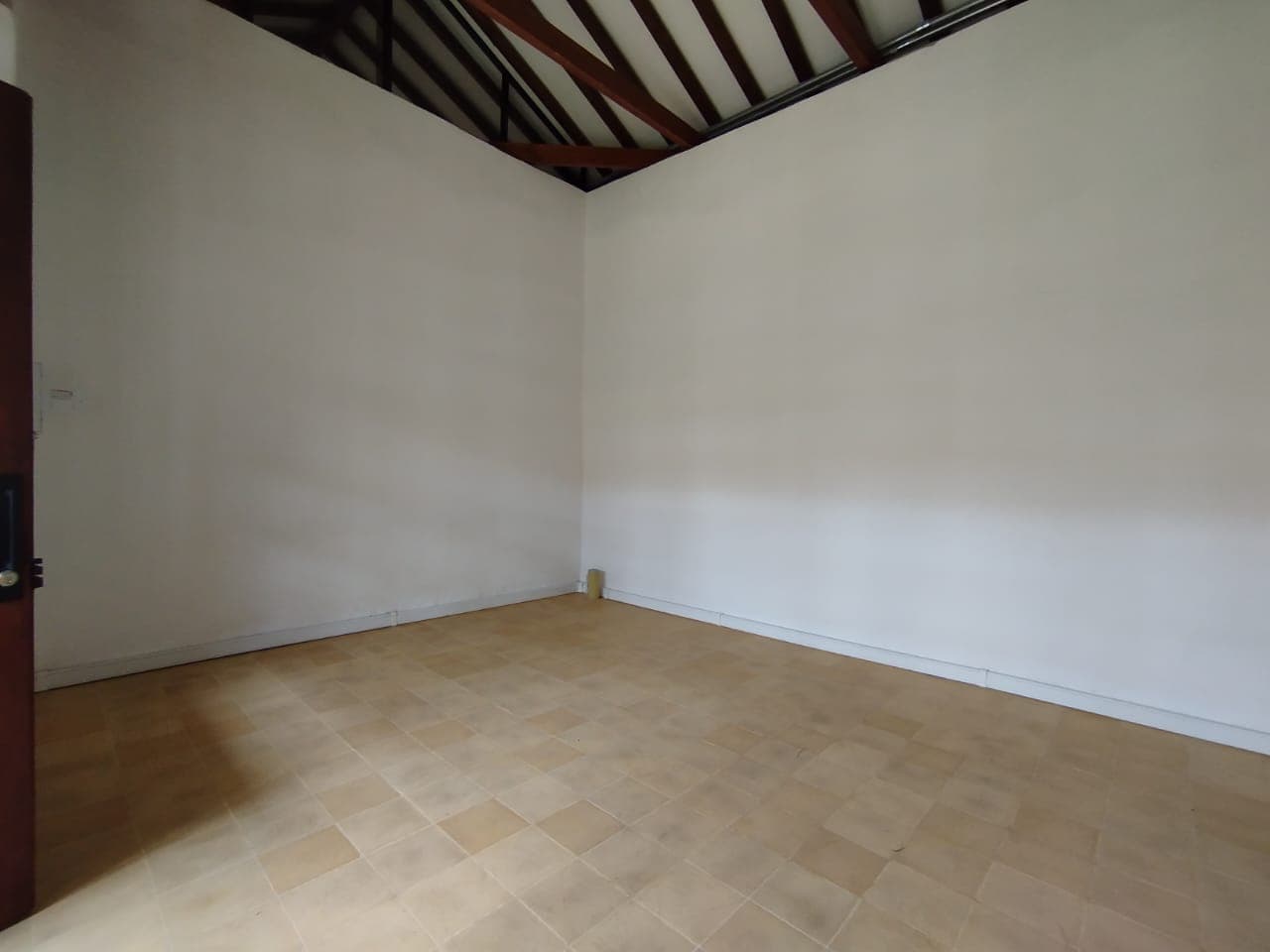 Local en arriendo en Rionegro — foto 3 de 9